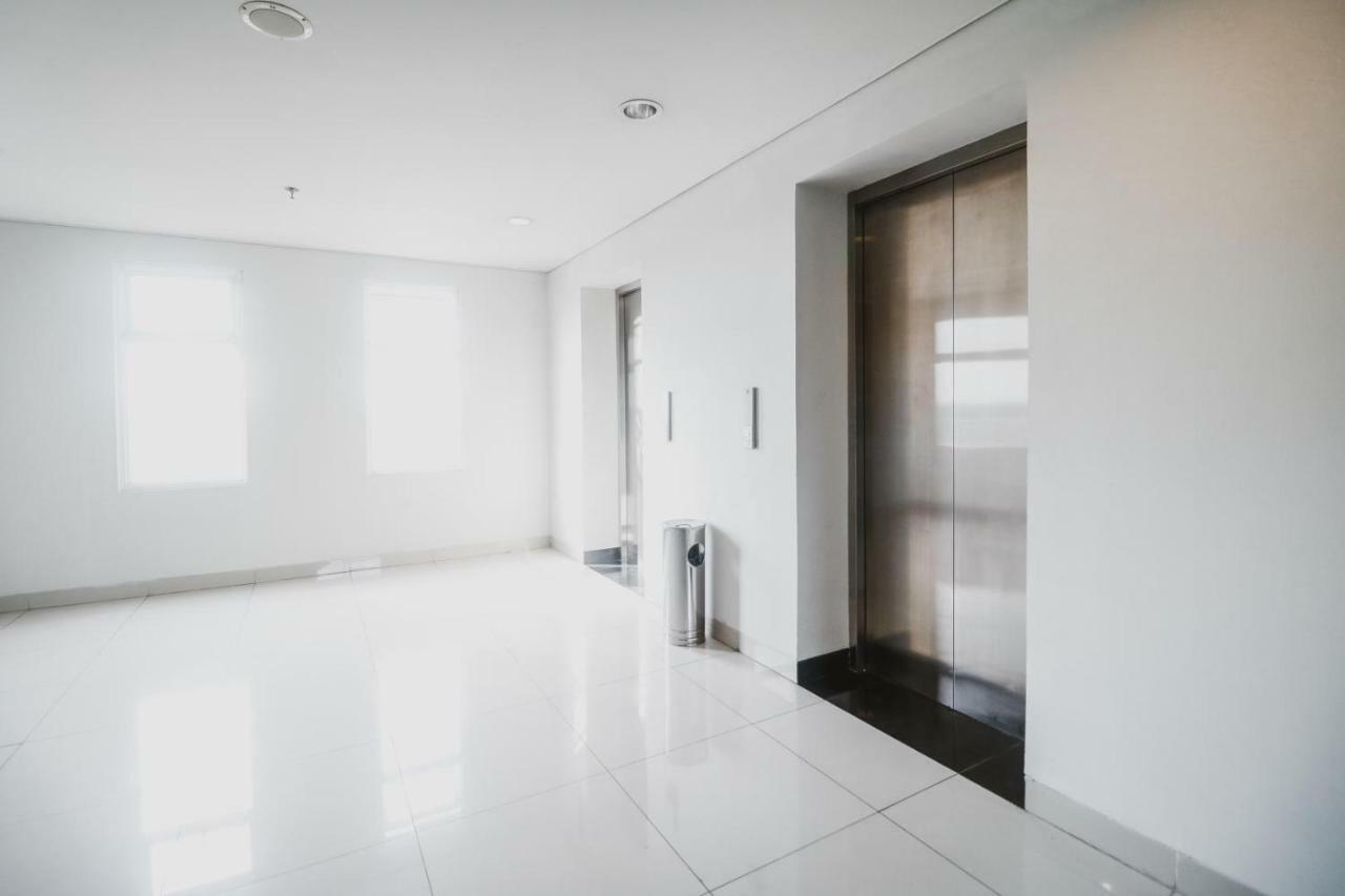 Reddoorz Apartment Near Summarecon Mall Serpong Tangerang Exterior photo